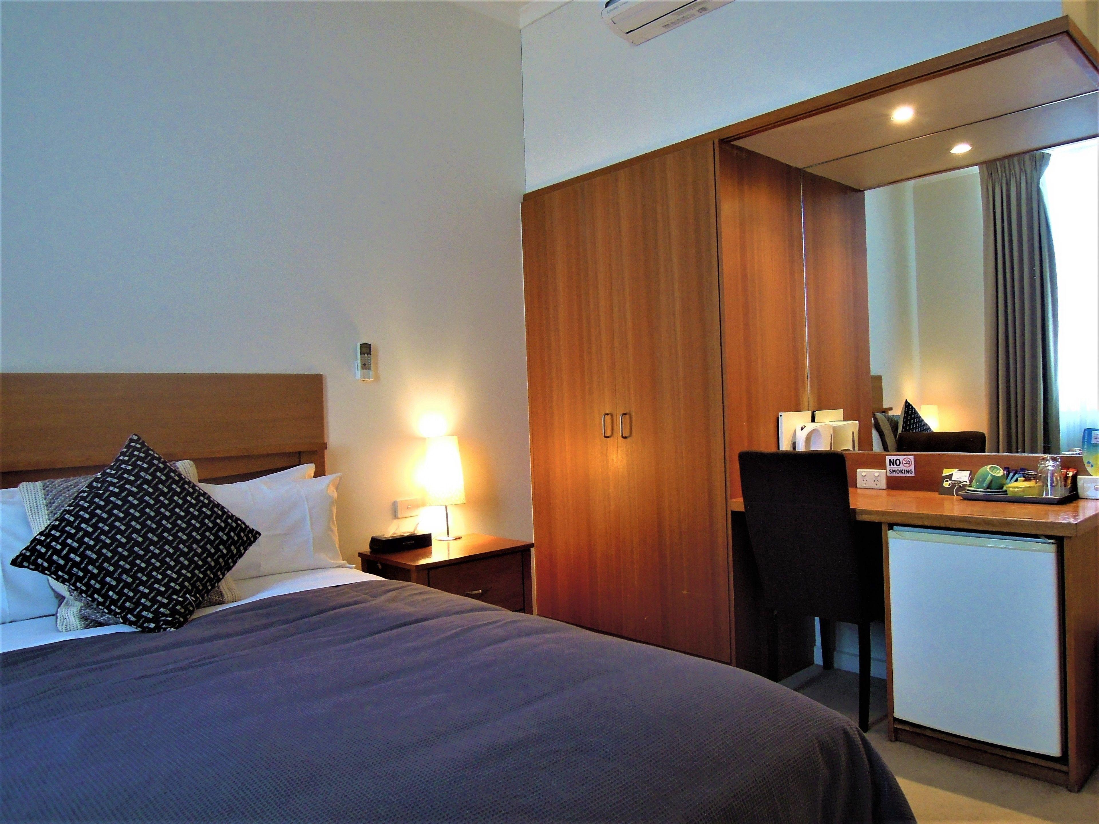 Plough Hotel, Melbourne
